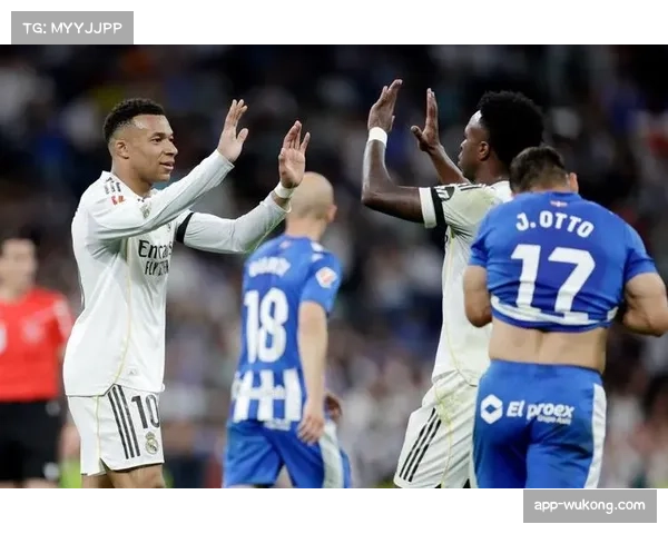 皇马2-1阿拉维斯保留夺冠希望，姆巴佩维尼修斯建功